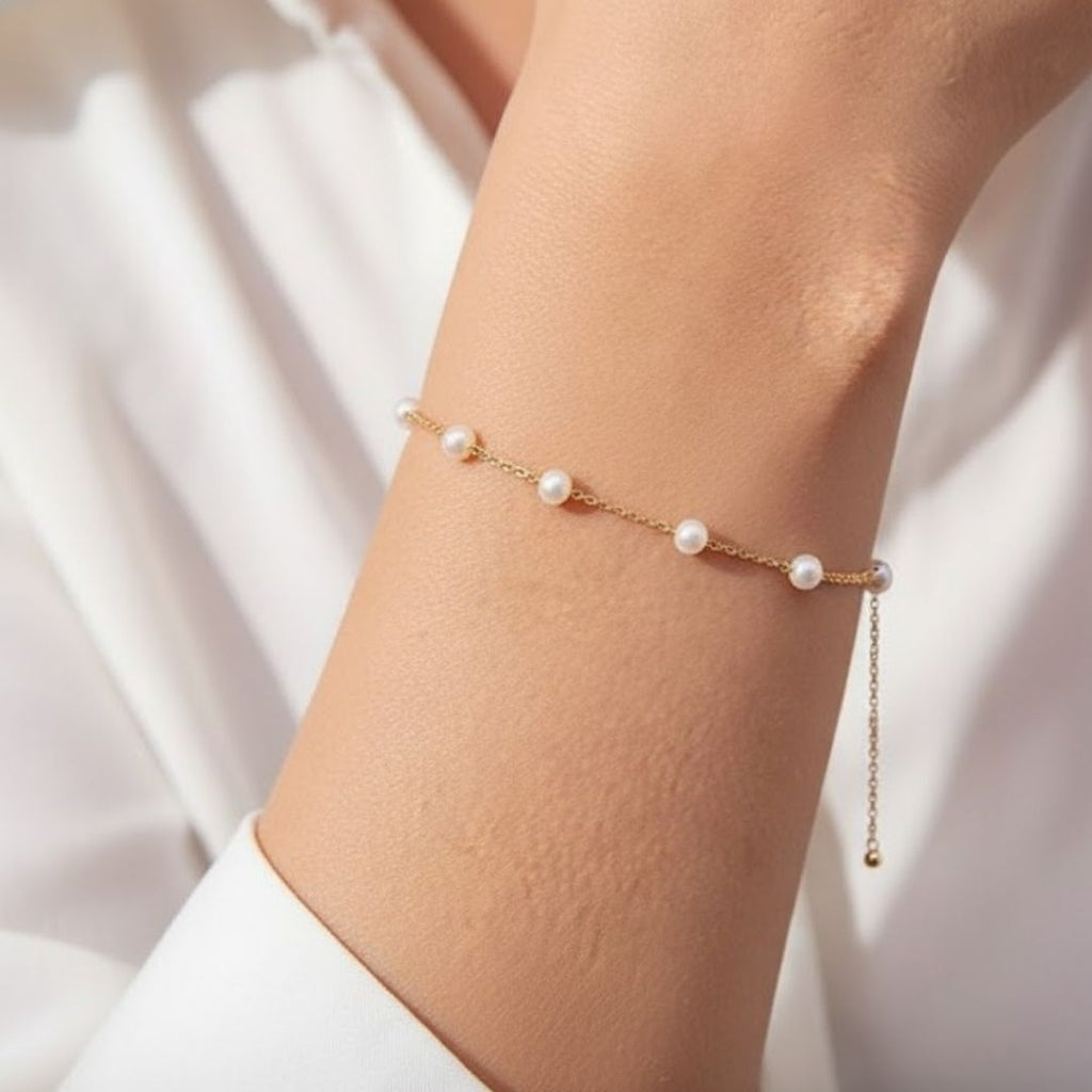 Pearl Drop Minimalist Bracelet
